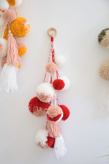 Grappe de pompons - Décoration murale – Image 3