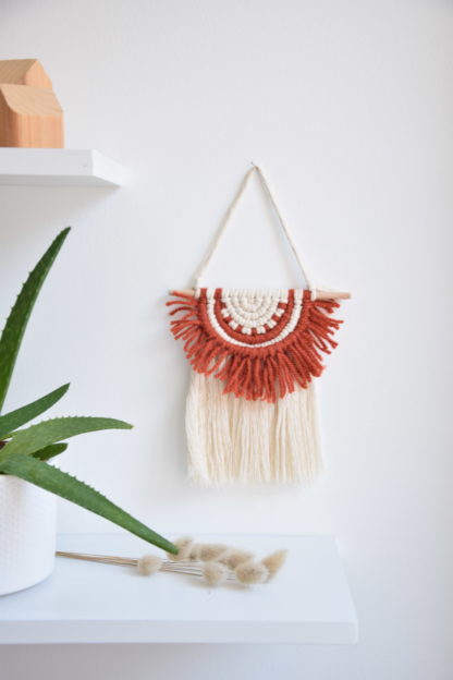 Mini décoration murale en macramé Terracotta
