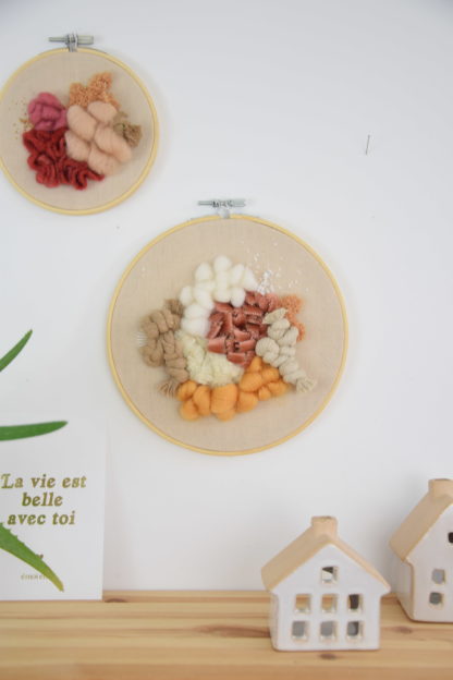 Tableau textile Ocre et Terracotta – Image 2