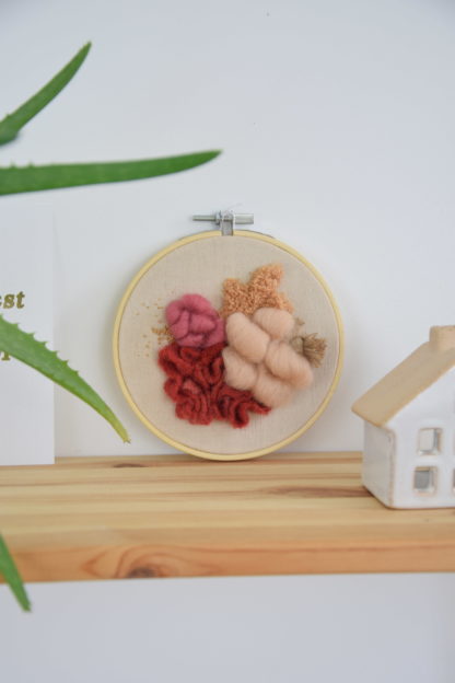Tableau textile Beige et Rouge