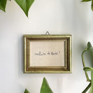 Broderie "raclure de bidet"