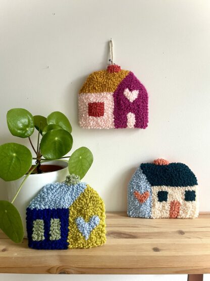 Maison en punch needle – Image 5