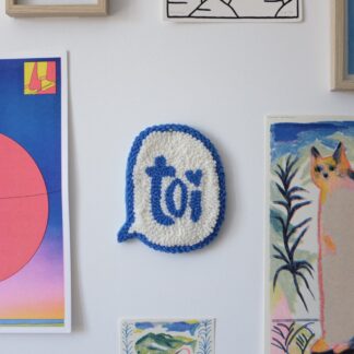 Déco murale punch needle "TOI" - Maison Bâ X Robo Typo