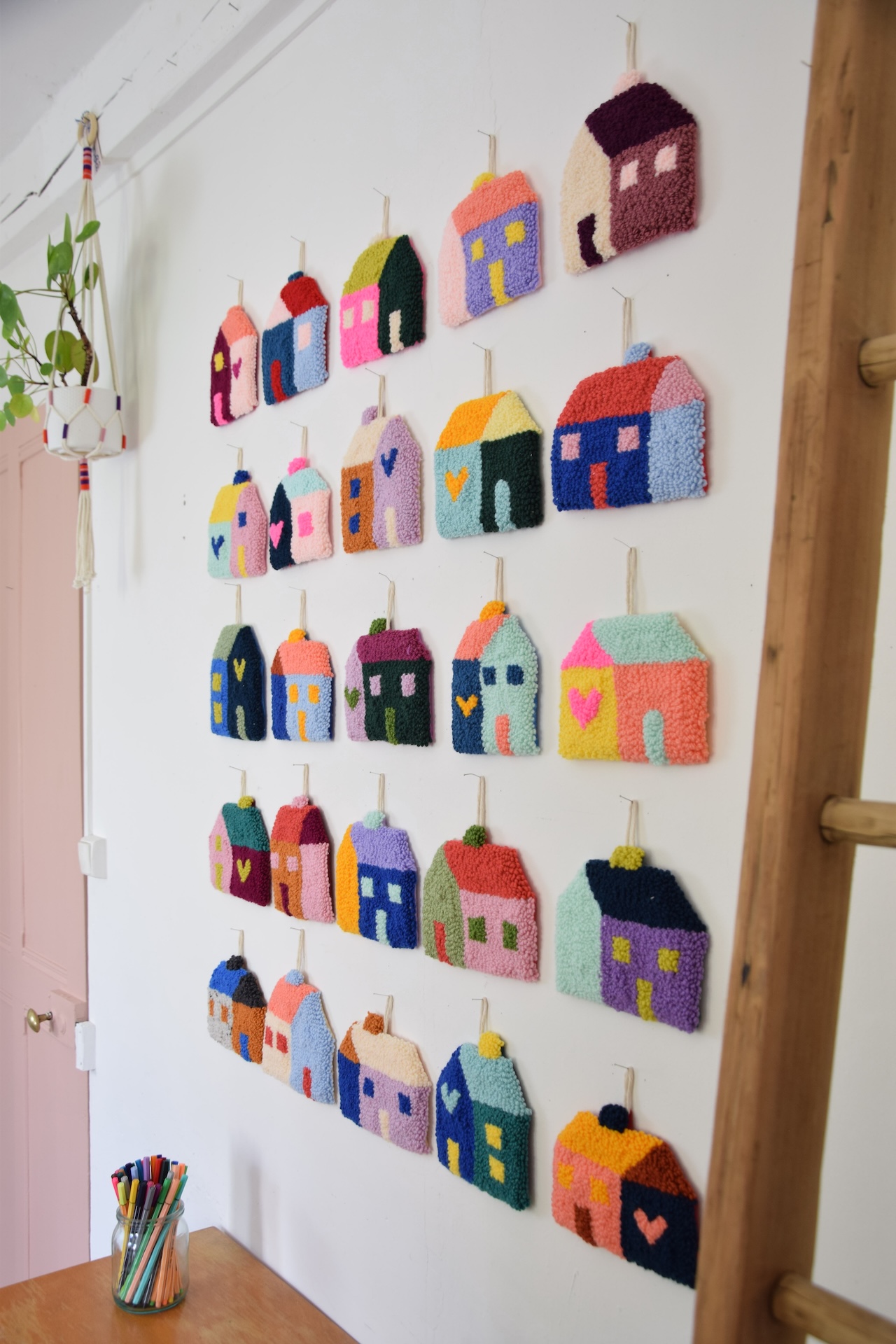 Maison en punch needle n°26 à 50/100 – Image 2