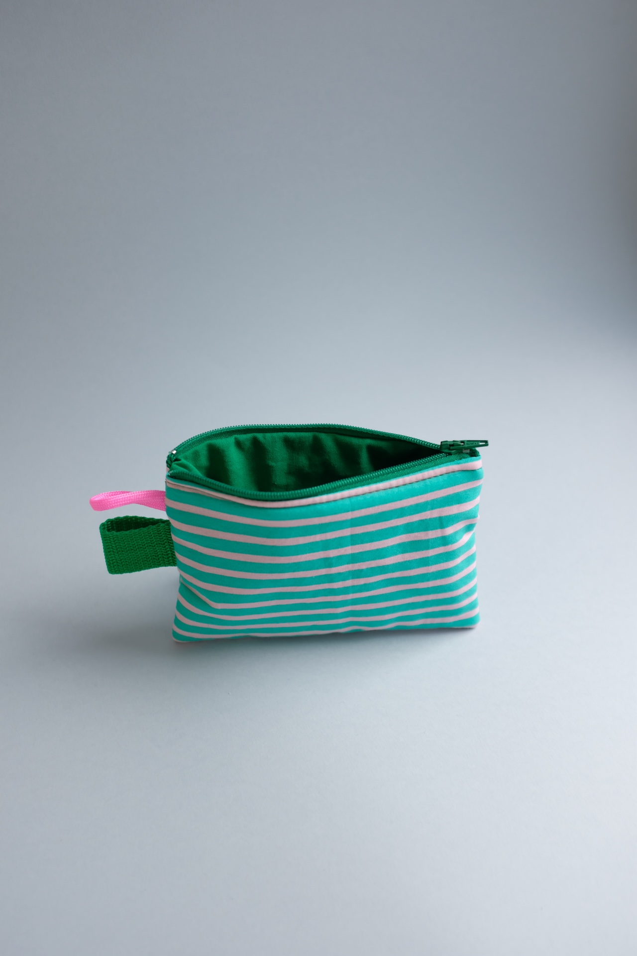 TIPOCHETTE MINI - Porte monnaie rayé vert & rose