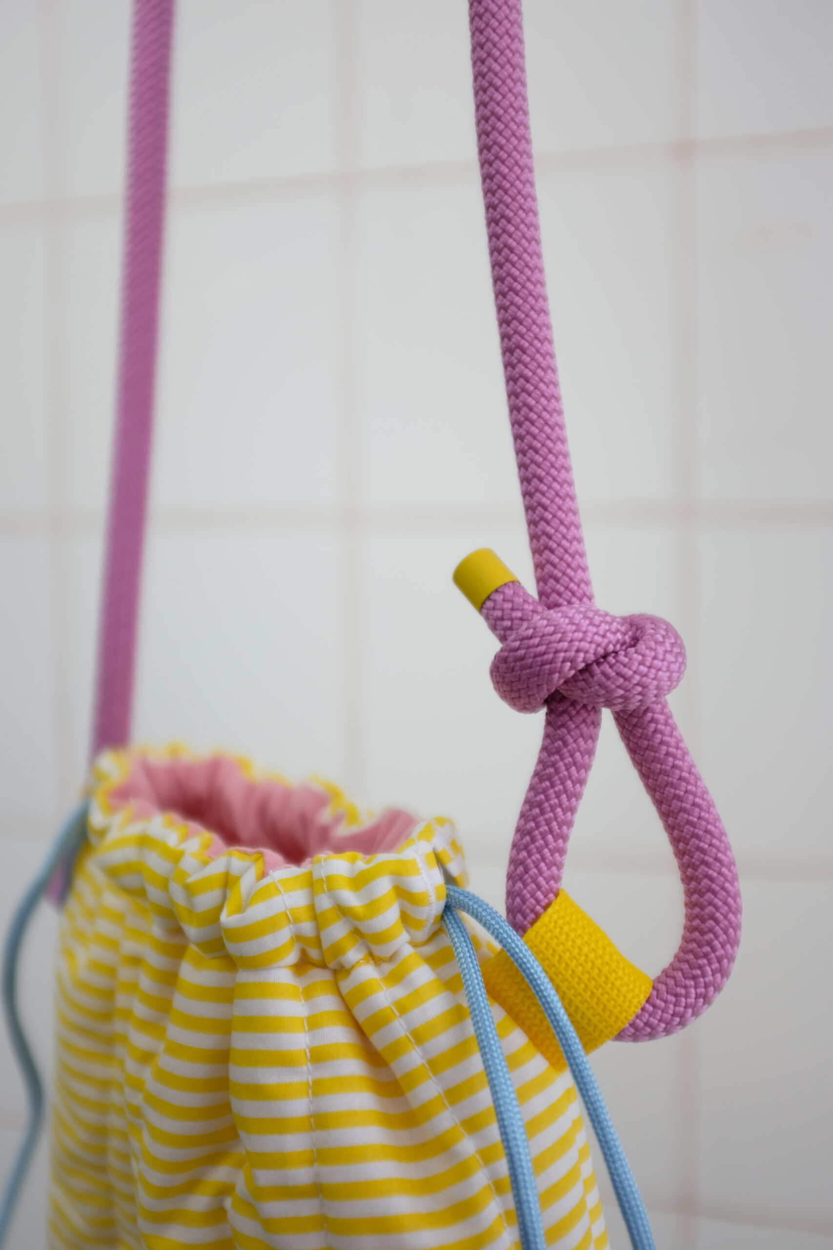 GROSAC - Sac à rayures jaune et rose – Image 2