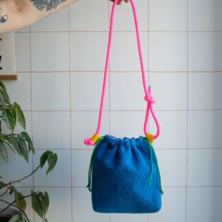GROSAC - Sac Moumoute Bleu, cordon rose fluo