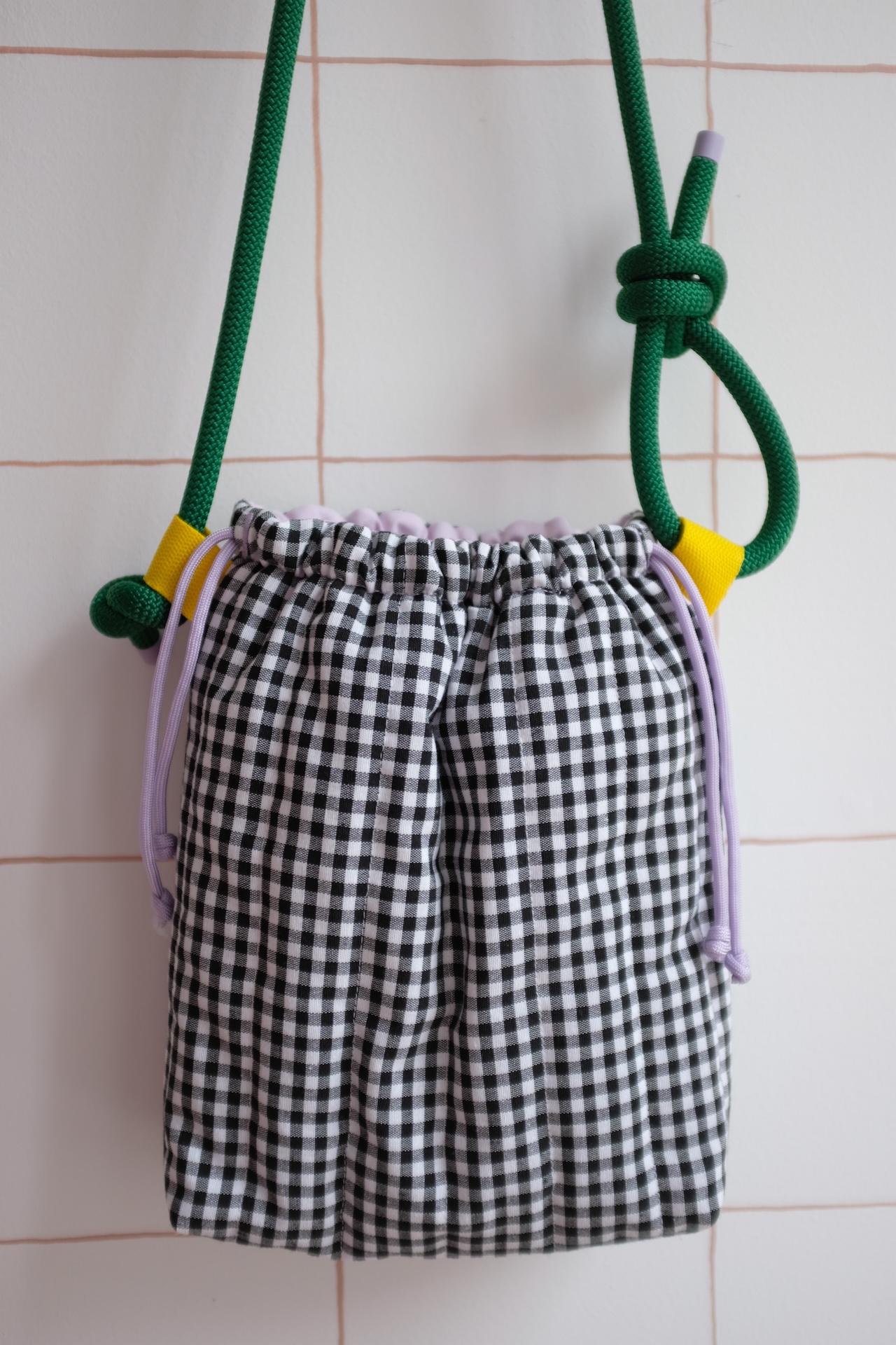 GROSAC - Sac Vichy Noir et Blanc, cordons vert – Image 3